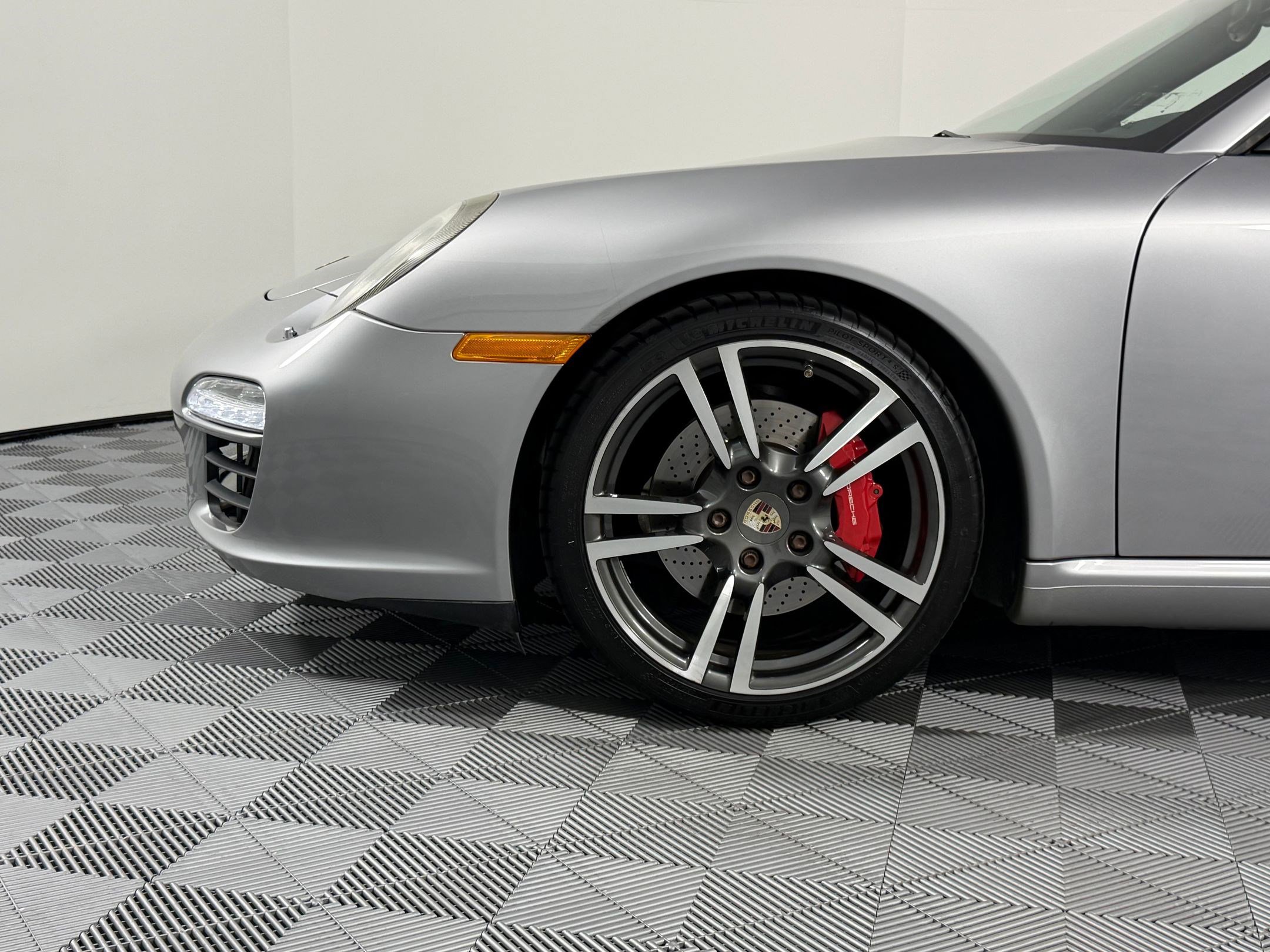 Used 2011 Porsche 911 Carrera S image 12