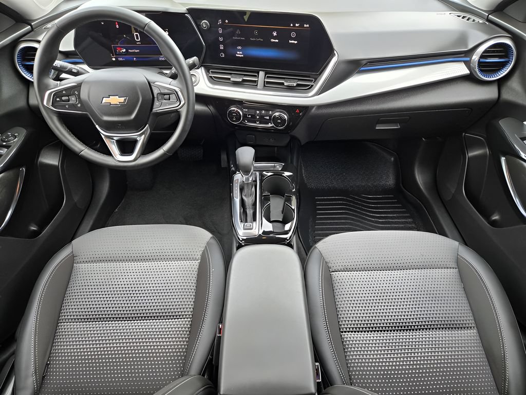 Used 2024 Chevrolet Trax LT w/ Driver Confidence Package FWD image 22
