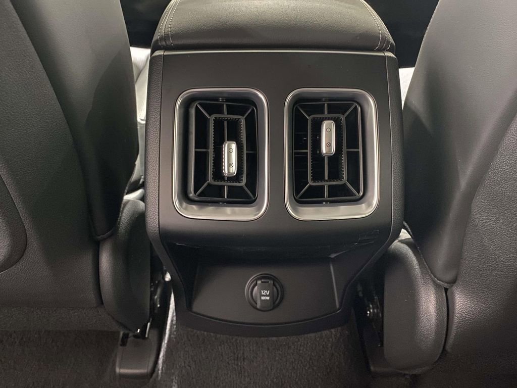 New 2026 Kia Sorento S FWD image 12