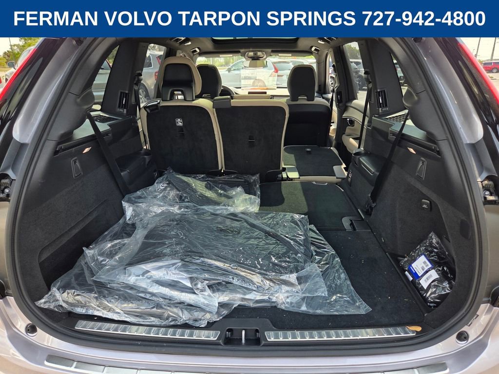 New 2026 Volvo XC90 B6 Plus w/ Protection Package Premier image 17