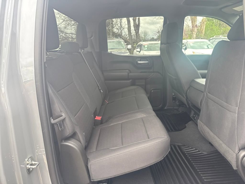 Used 2024 Chevrolet Silverado 1500 Custom Trail Boss w/ LPO, Dark Essentials Package image 44