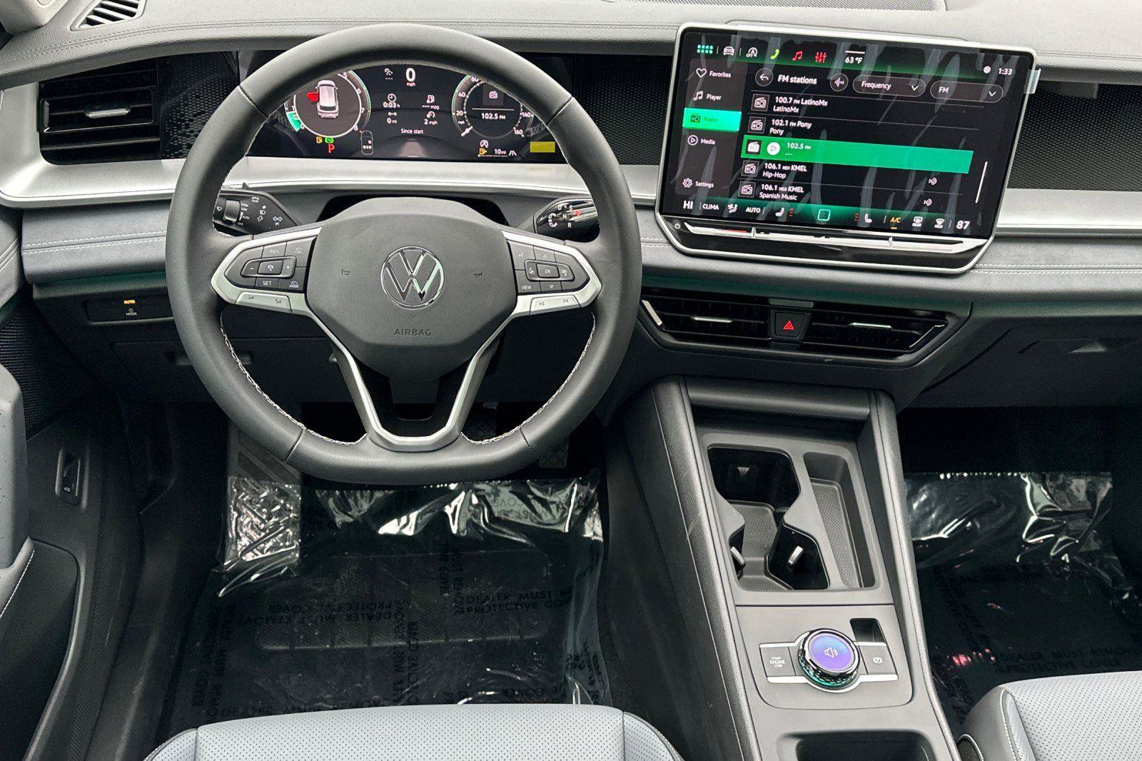New 2026 Volkswagen Tiguan SE AWD/4WD image 13