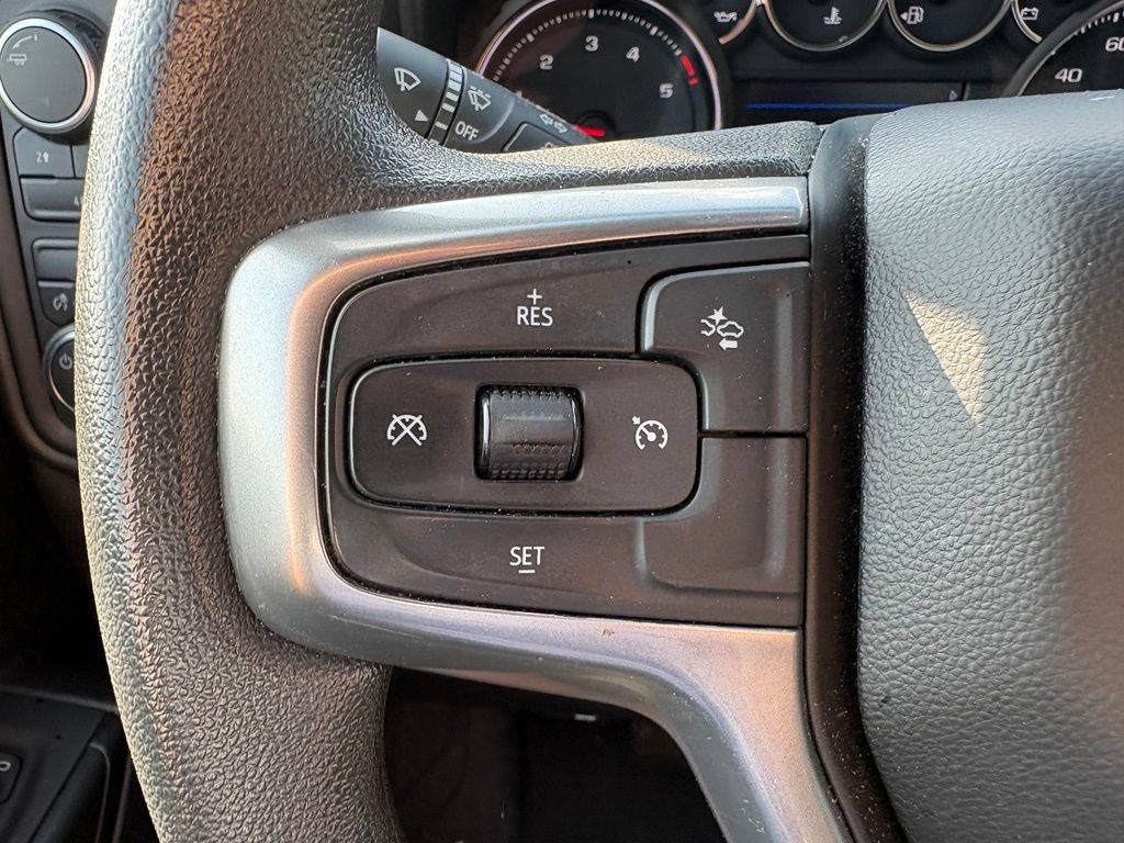Used 2022 Chevrolet Silverado 2500 Custom w/ Custom Convenience Package AWD/4WD image 16