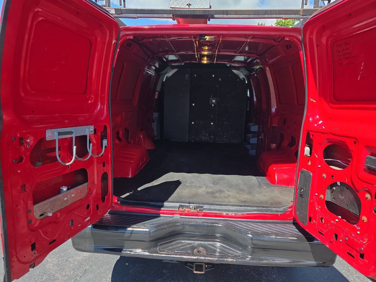 Used 2012 Ford E-250 and Econoline 250 w/ Commercial Cargo Van Pkg RWD image 16