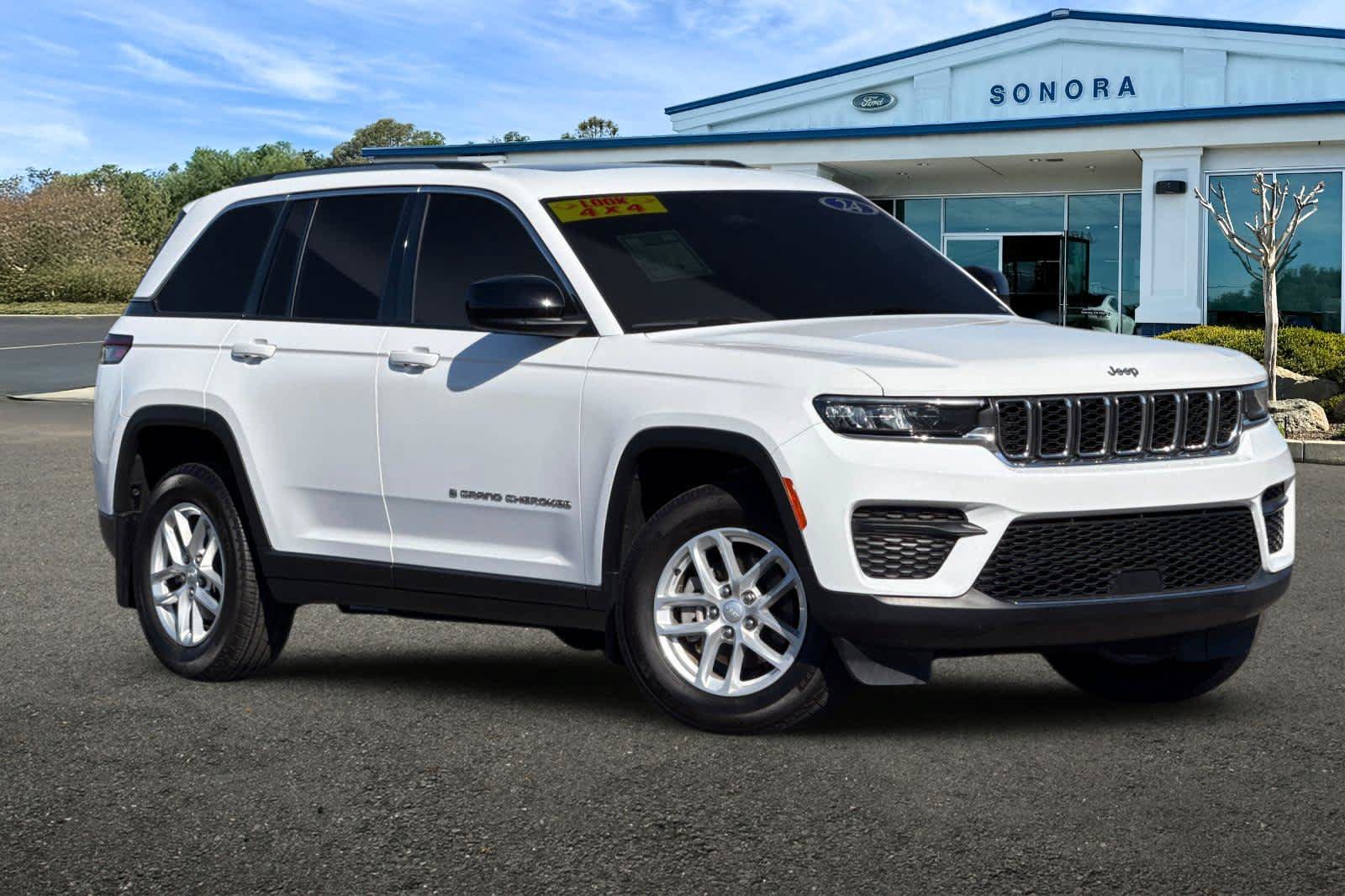 Used 2024 Jeep Grand Cherokee Laredo X AWD/4WD video 2