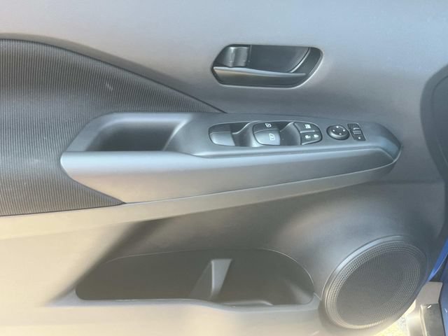 New 2025 Nissan Kicks Play S FWD image 21