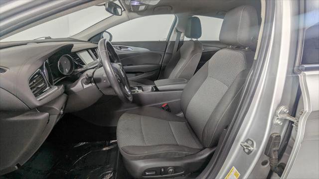 Used 2018 Buick Regal Preferred image 14