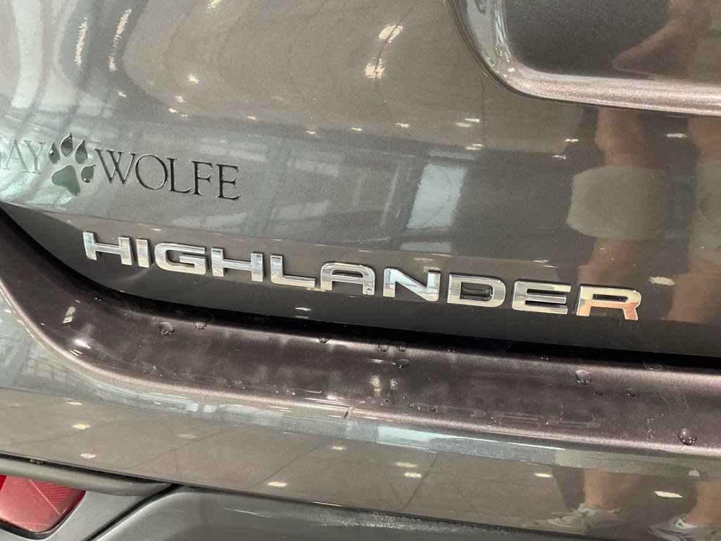Certified 2025 Toyota Highlander XLE AWD/4WD image 25