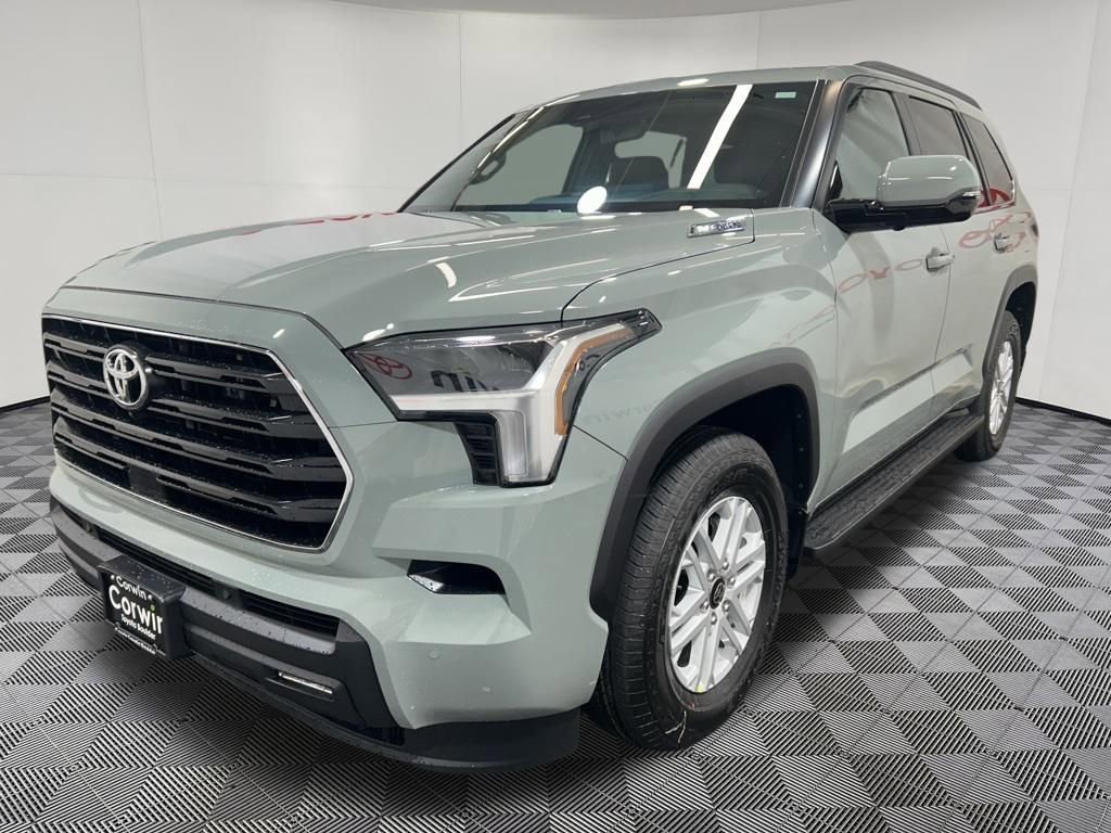 Used 2026 Toyota Sequoia SR5 w/ SR5 Premium Package AWD/4WD image 3
