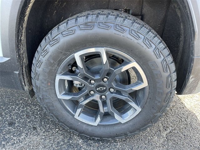 New 2026 Chevrolet Equinox ACTIV w/ Convenience Package III image 10