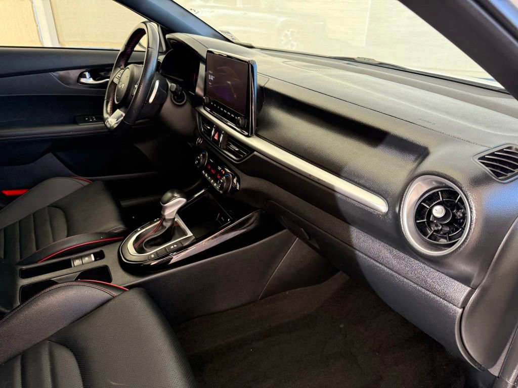 Used 2024 Kia Forte GT w/ GT2 Package image 14