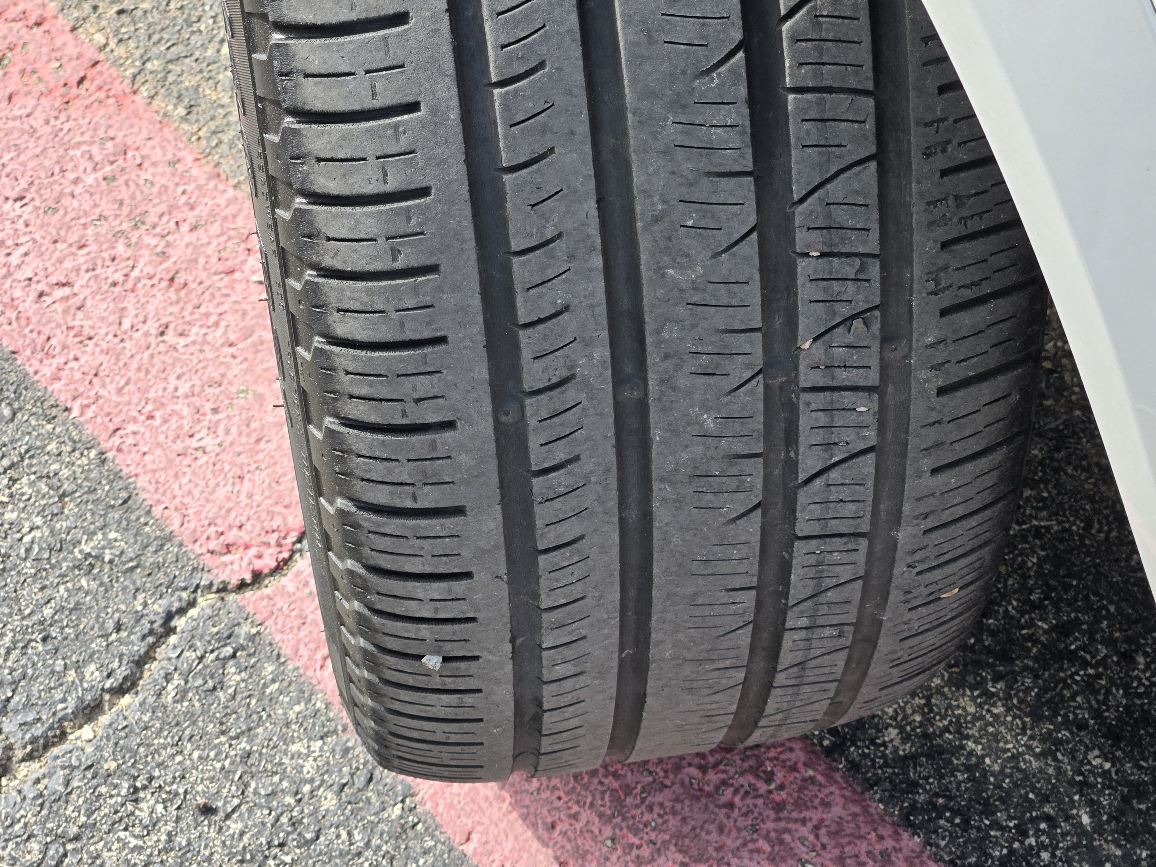 Used 2023 Volvo XC90 B6 Plus w/ Protection Package Premier image 17