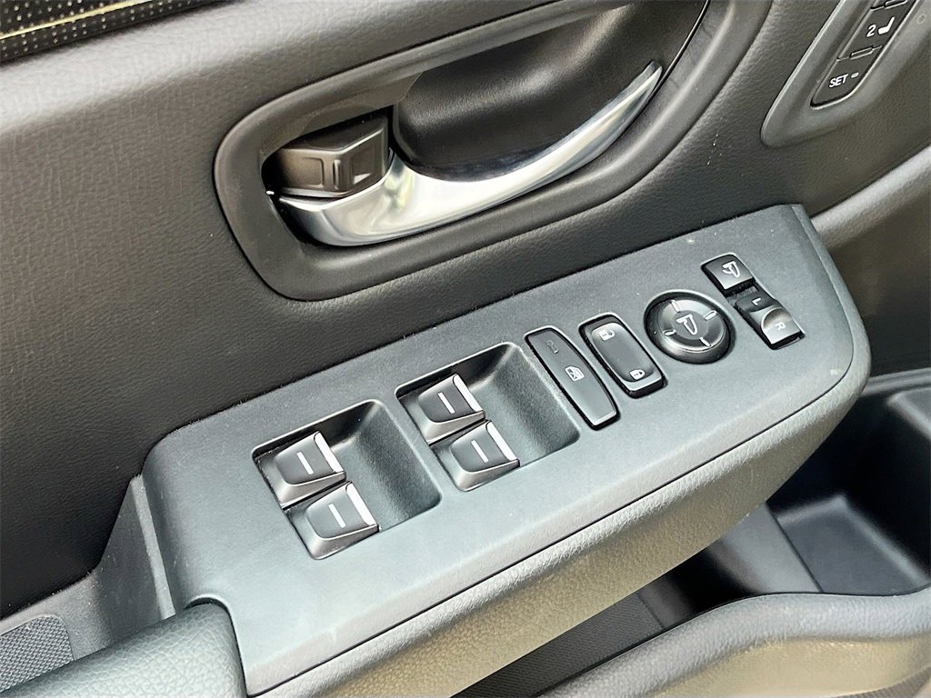 Used 2024 Honda Pilot Elite image 18