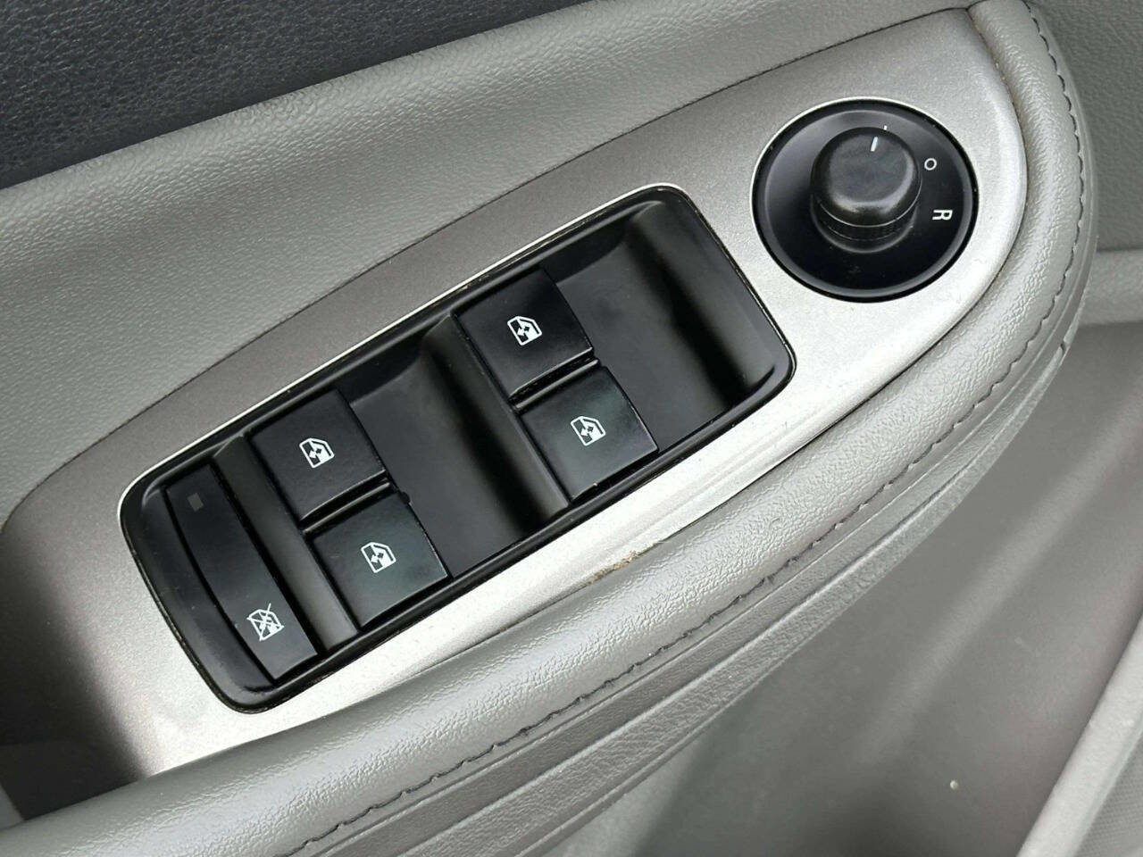 Used 2015 Chevrolet Malibu LS FWD image 14