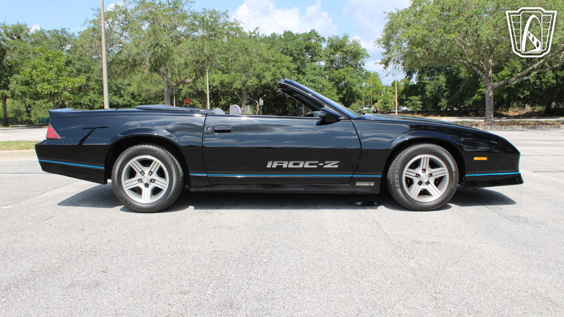 Used 1988 Chevrolet Camaro LT RWD image 24