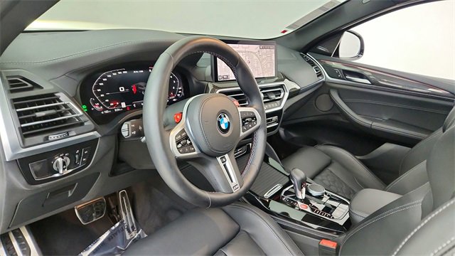 Used 2025 BMW X4 M w/ Competition Package image 18