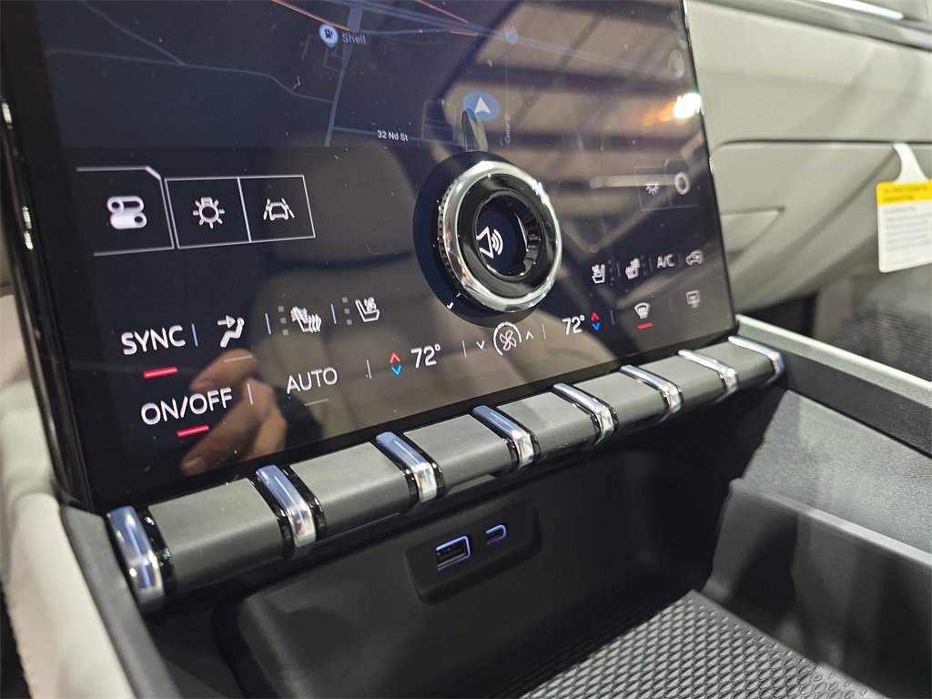 New 2026 GMC Terrain Denali w/ LPO, Black Badging Package image 24