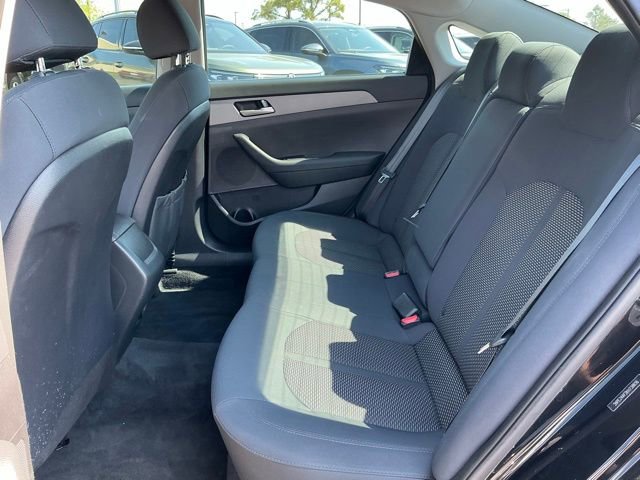 Used 2019 Hyundai Sonata SE image 16