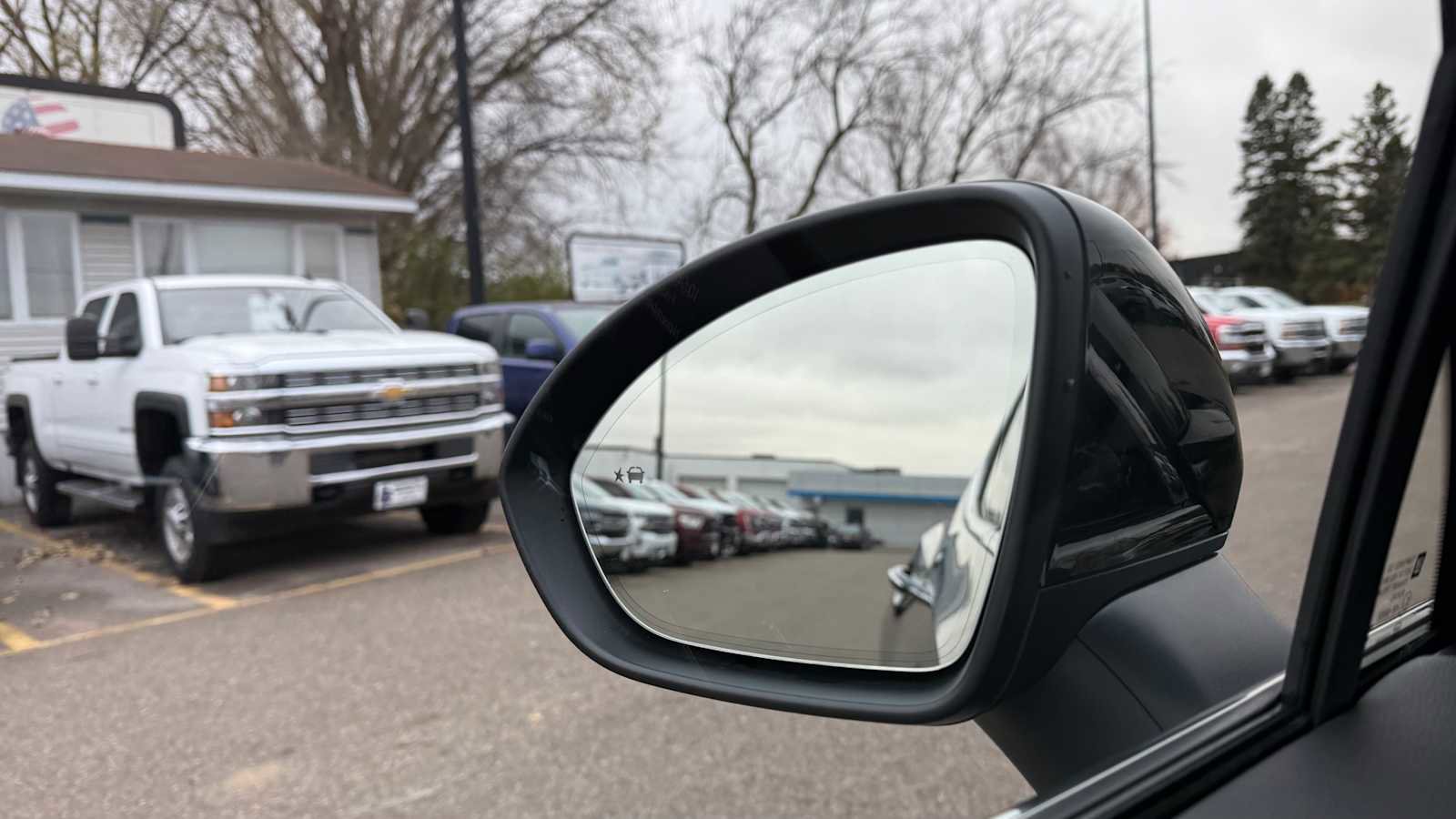 Used 2025 Buick Envision Avenir image 30