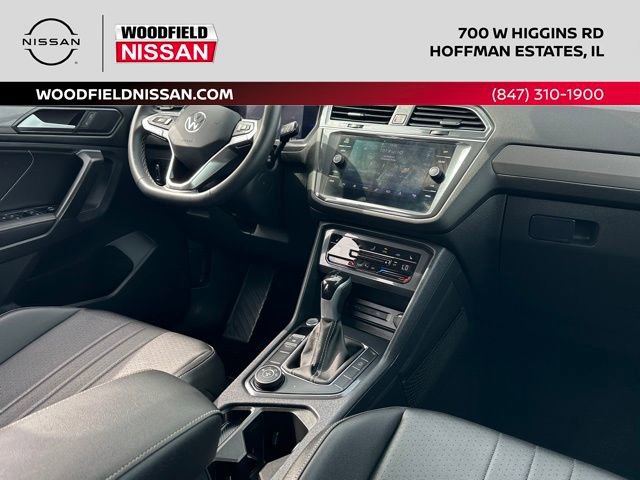 Used 2022 Volkswagen Tiguan SE AWD/4WD image 30
