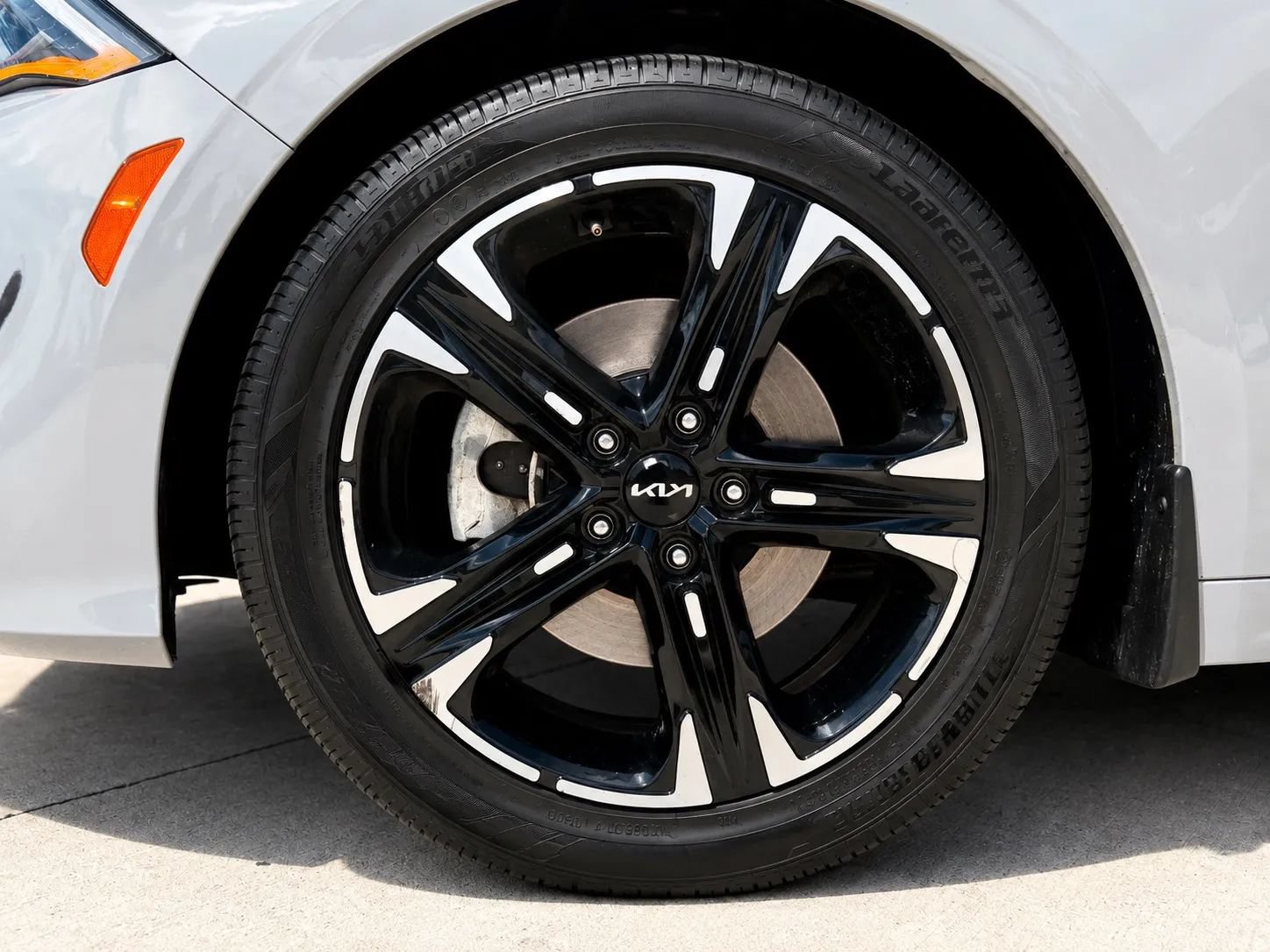Used 2022 Kia K5 GT-Line w/ GT-Line FWD Premium Package image 4