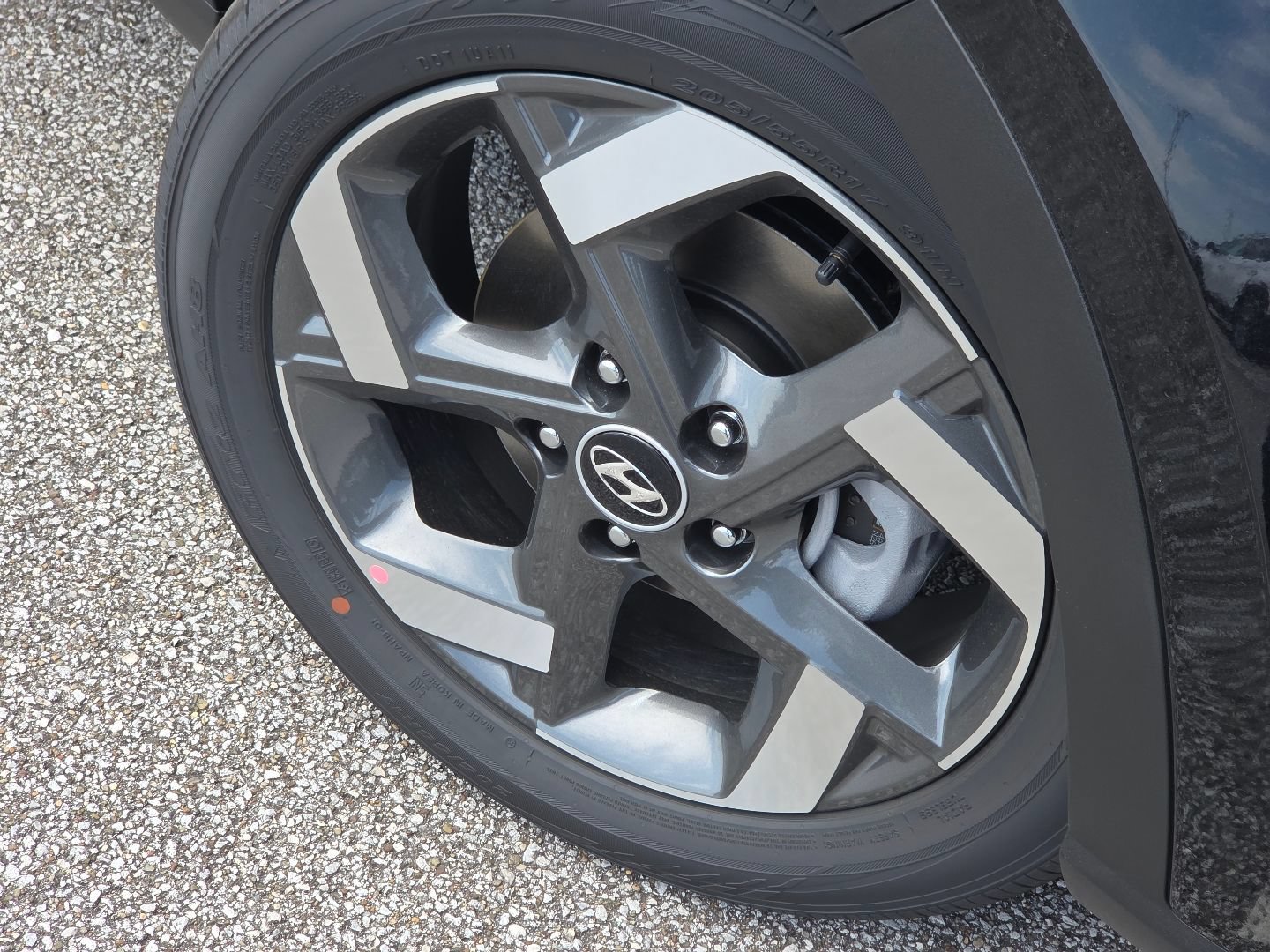 New 2026 Hyundai Venue SEL FWD image 12