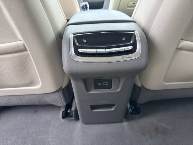 Used 2020 Cadillac XT6 Premium Luxury AWD/4WD image 12