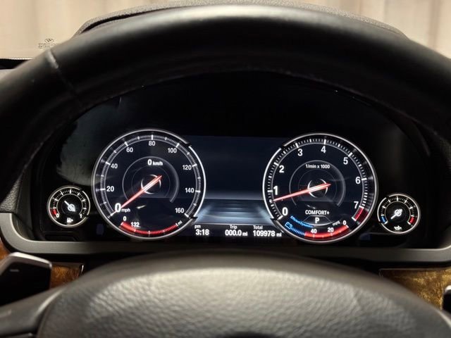 Used 2014 BMW 740Li xDrive image 18