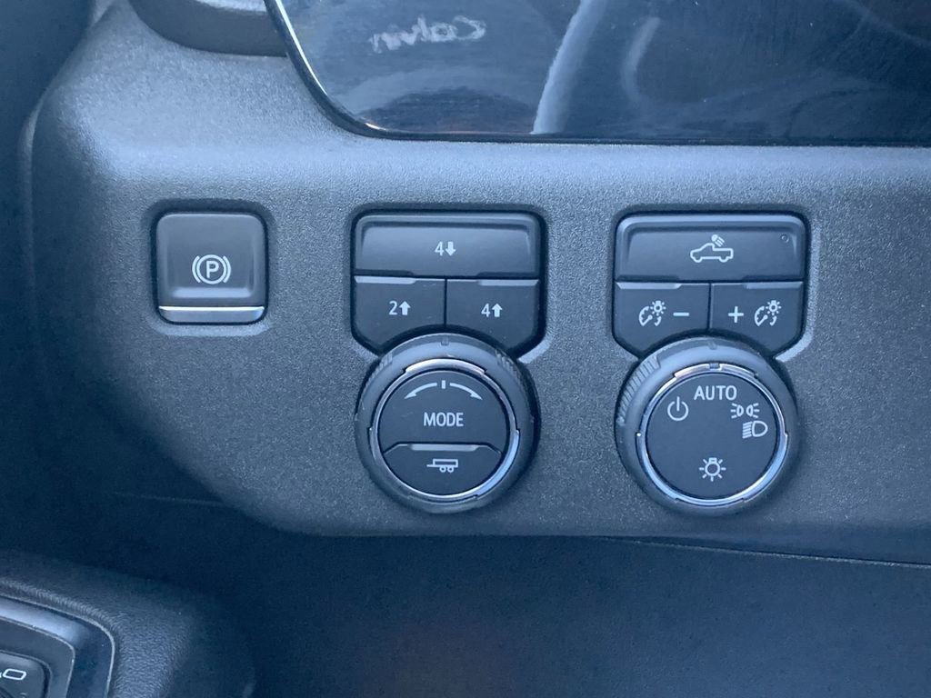 Certified 2024 Chevrolet Silverado 2500 LT image 15