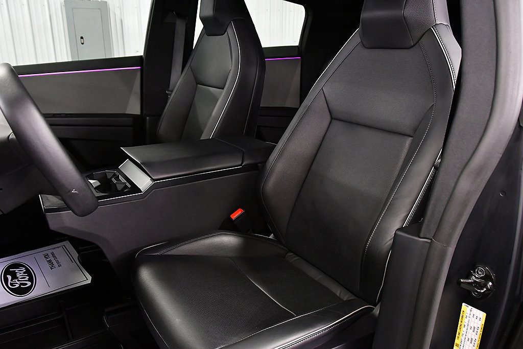 Used 2024 Tesla Cybertruck Cyberbeast image 22