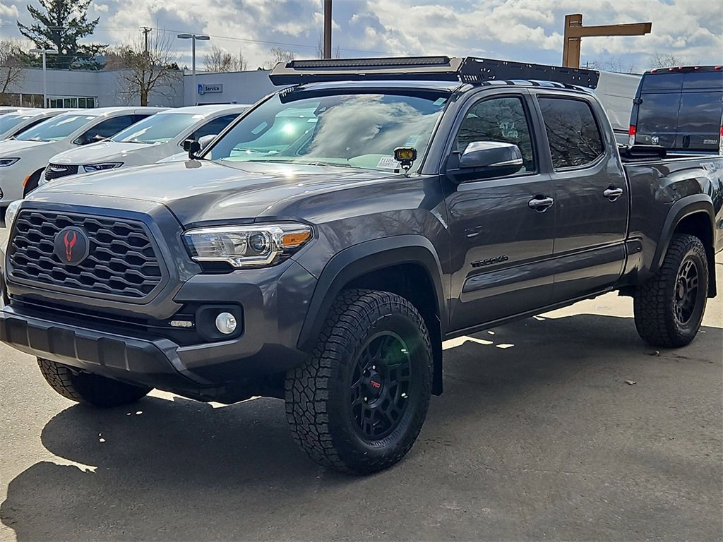 Used 2021 Toyota Tacoma TRD Off-Road image 3
