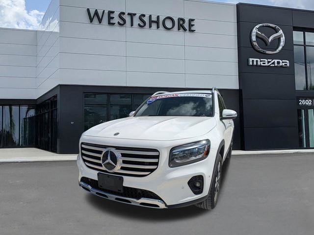 Used 2025 Mercedes-Benz GLB 250 4MATIC w/ Winter Package image 6