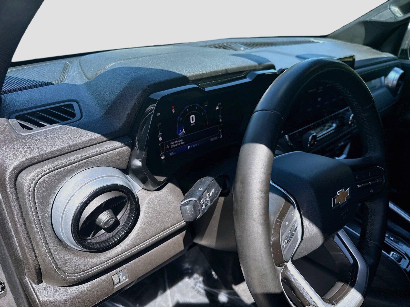 Used 2023 Chevrolet Colorado LT w/ LT Convenience Package II RWD image 9