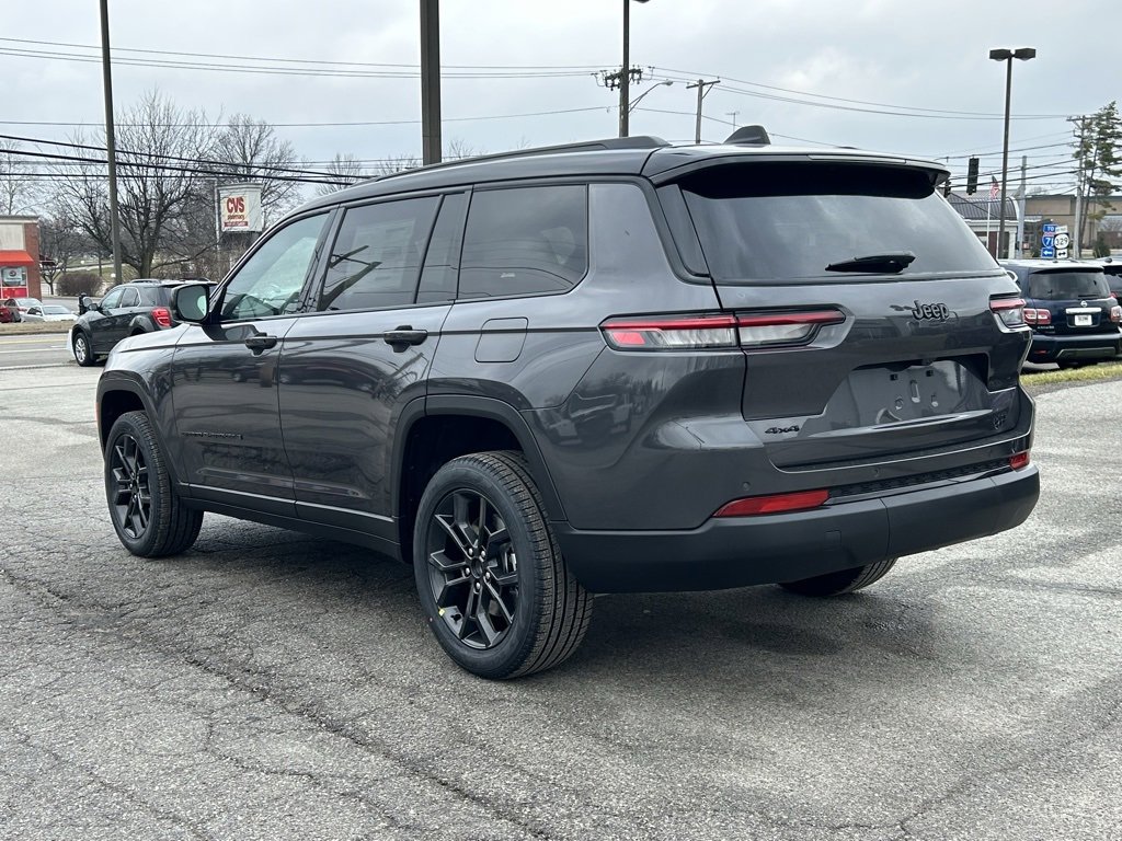New 2025 Jeep Grand Cherokee L Limited image 9