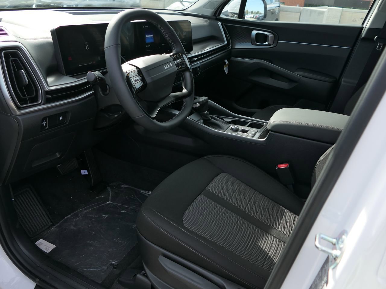 New 2026 Kia Sorento LX image 9