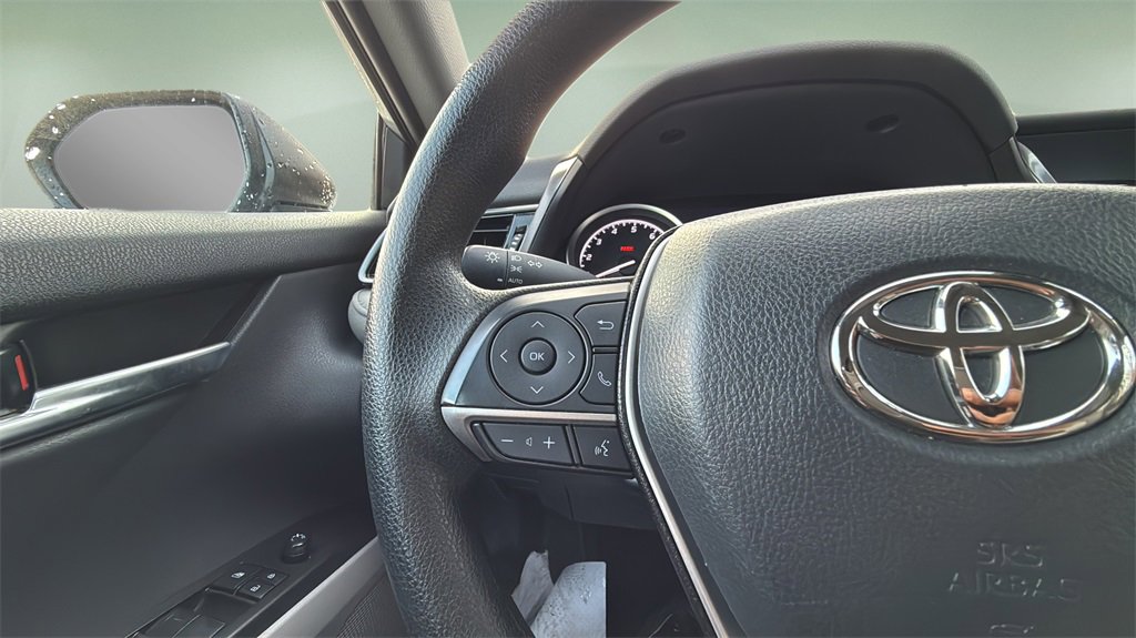 Used 2023 Toyota Camry LE image 26