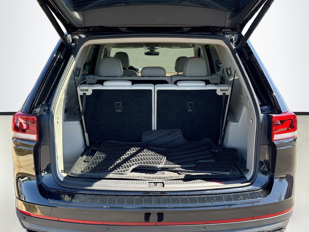 Used 2024 Volkswagen Atlas SE FWD image 28