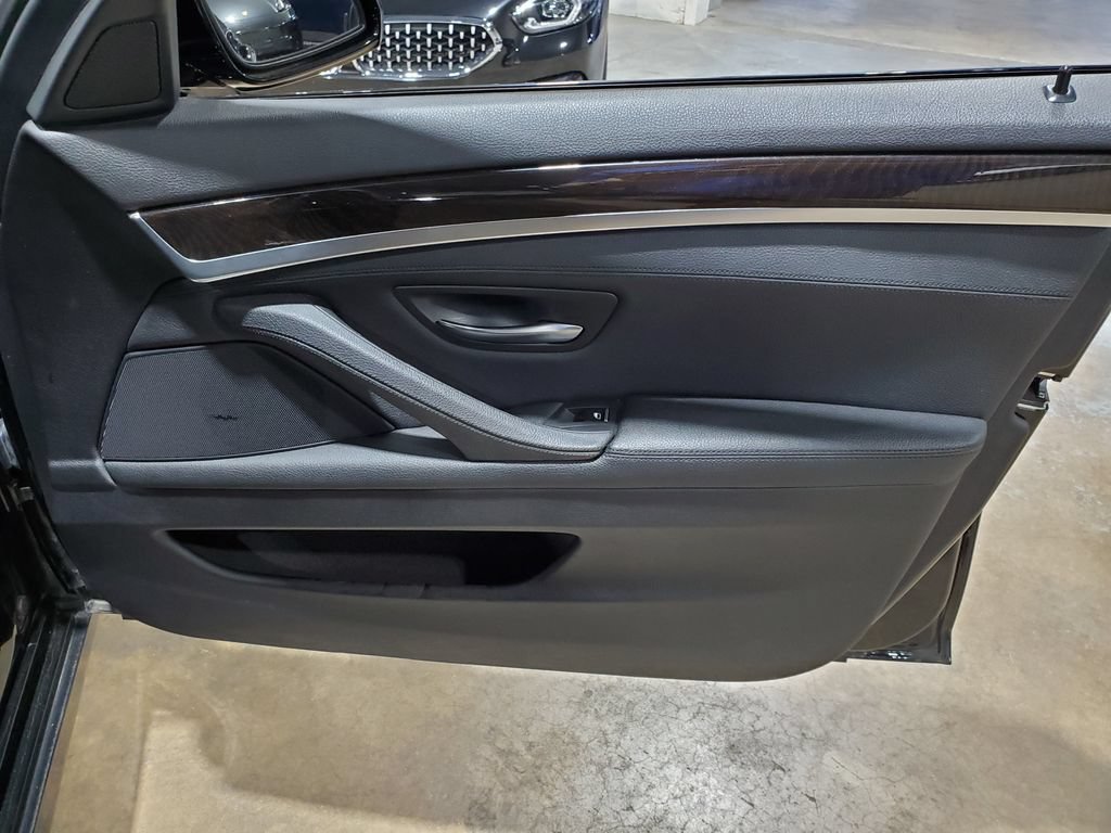Used 2016 BMW 528i xDrive Sedan AWD/4WD image 17