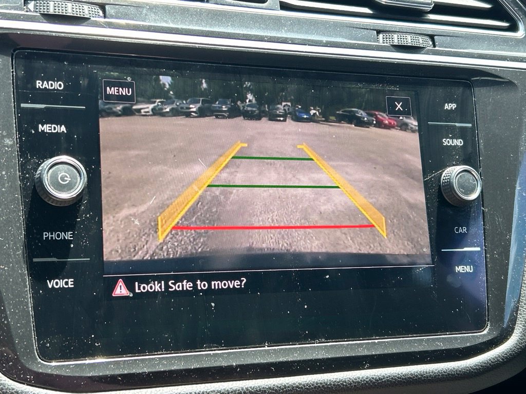 Used 2018 Volkswagen Tiguan SE FWD image 34