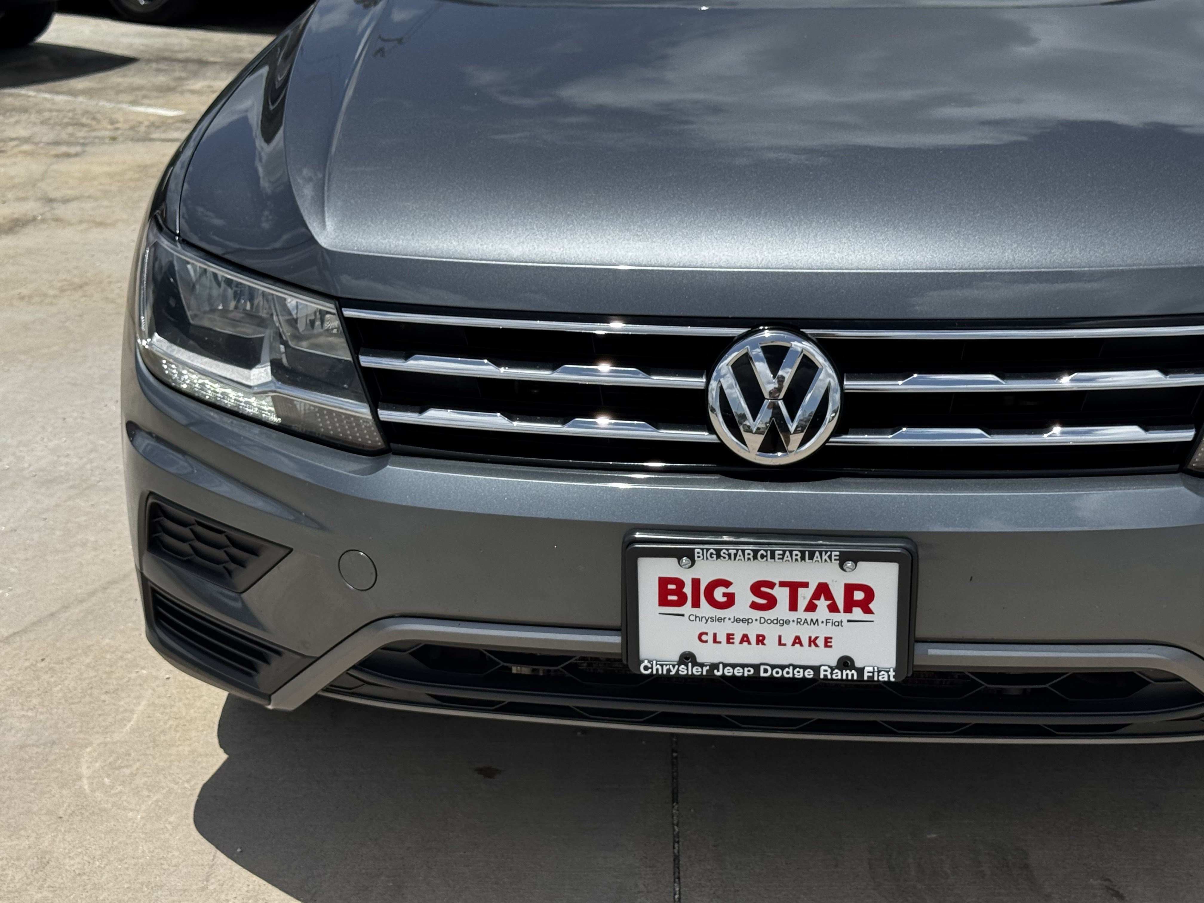 Used 2019 Volkswagen Tiguan S FWD image 6
