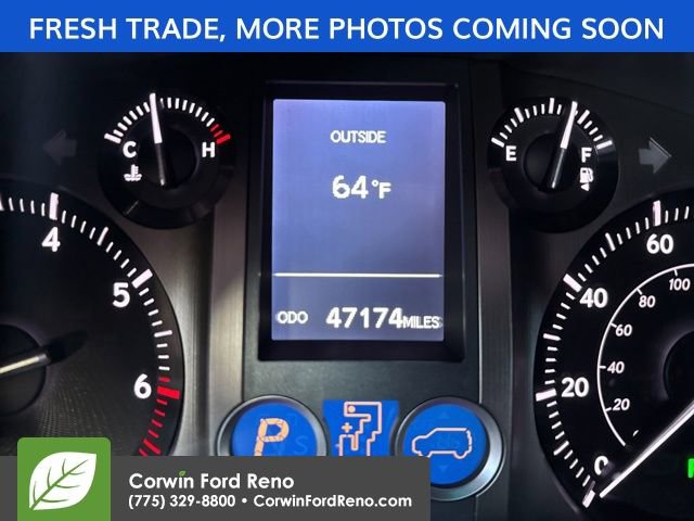 Used 2013 Lexus GX 460 w/ Convenience Pkg image 16