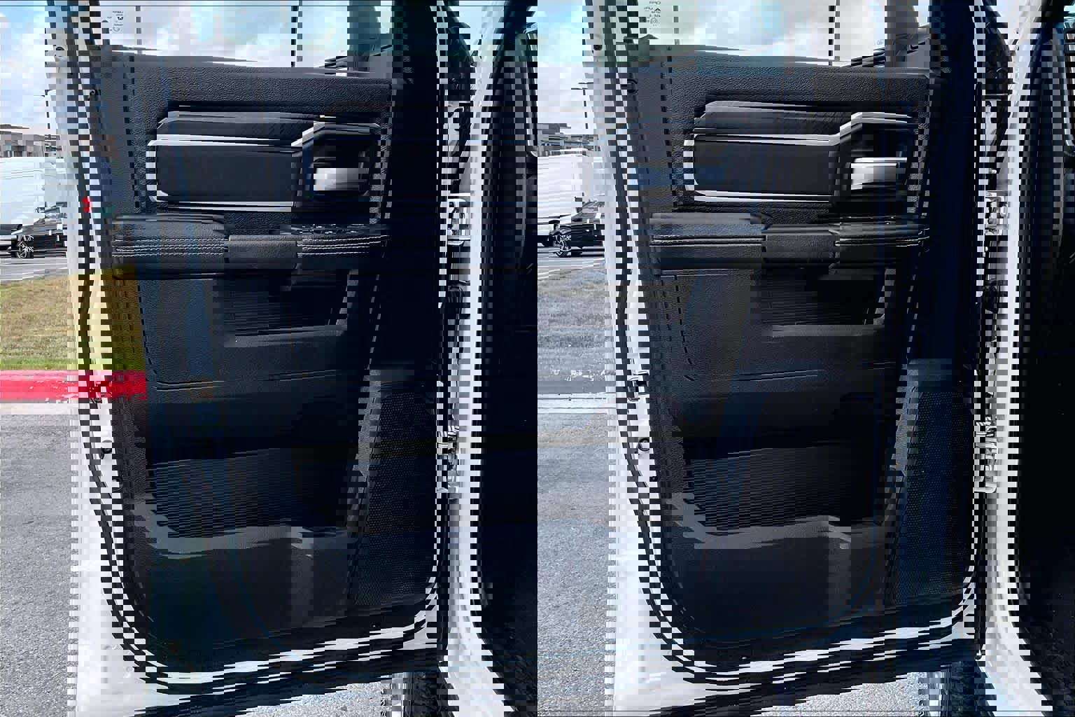 Used 2025 RAM 2500 Big Horn image 26