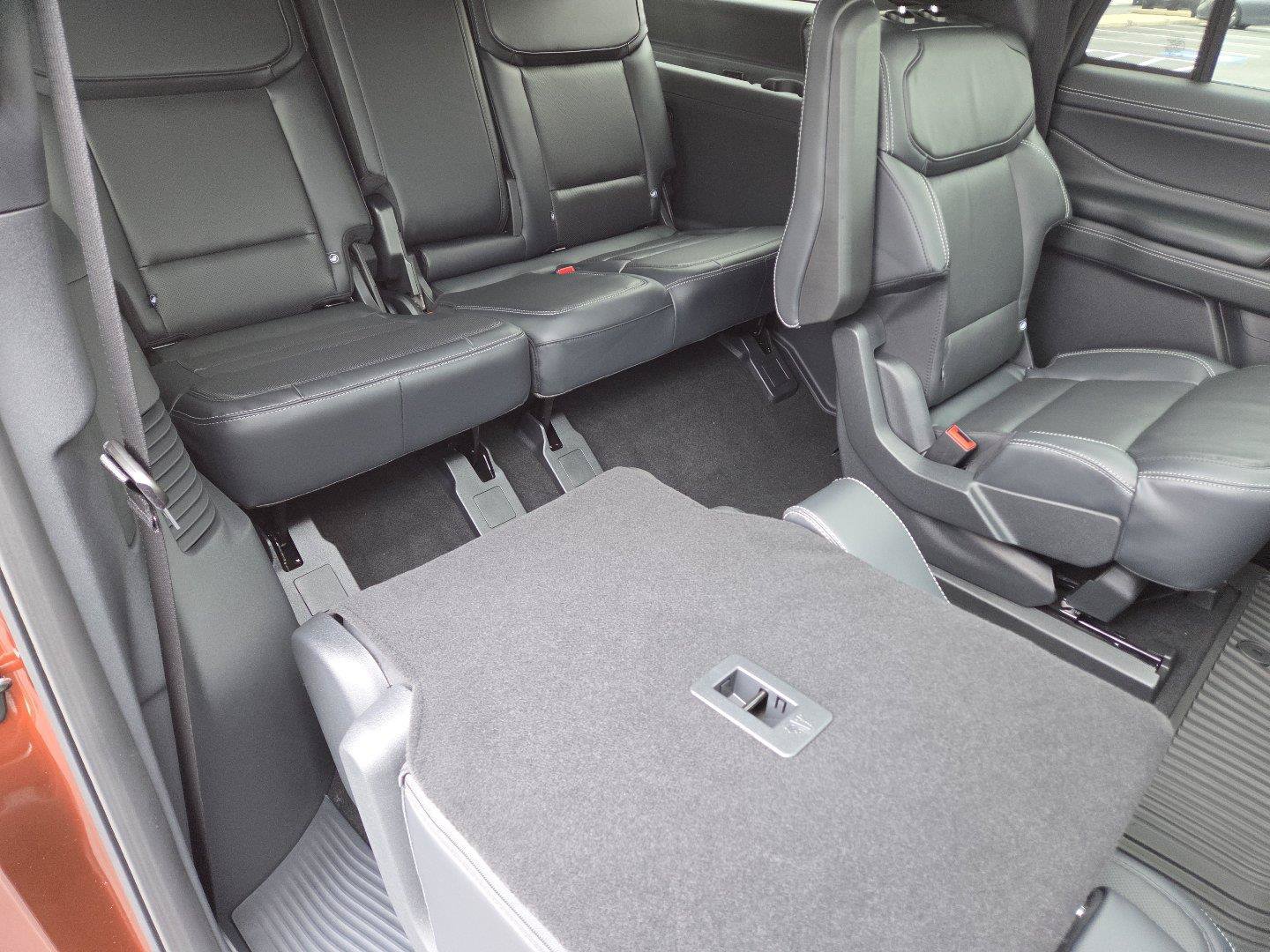 New 2027 Ford Expedition Max Platinum w/ Stealth Performance Package AWD/4WD image 26