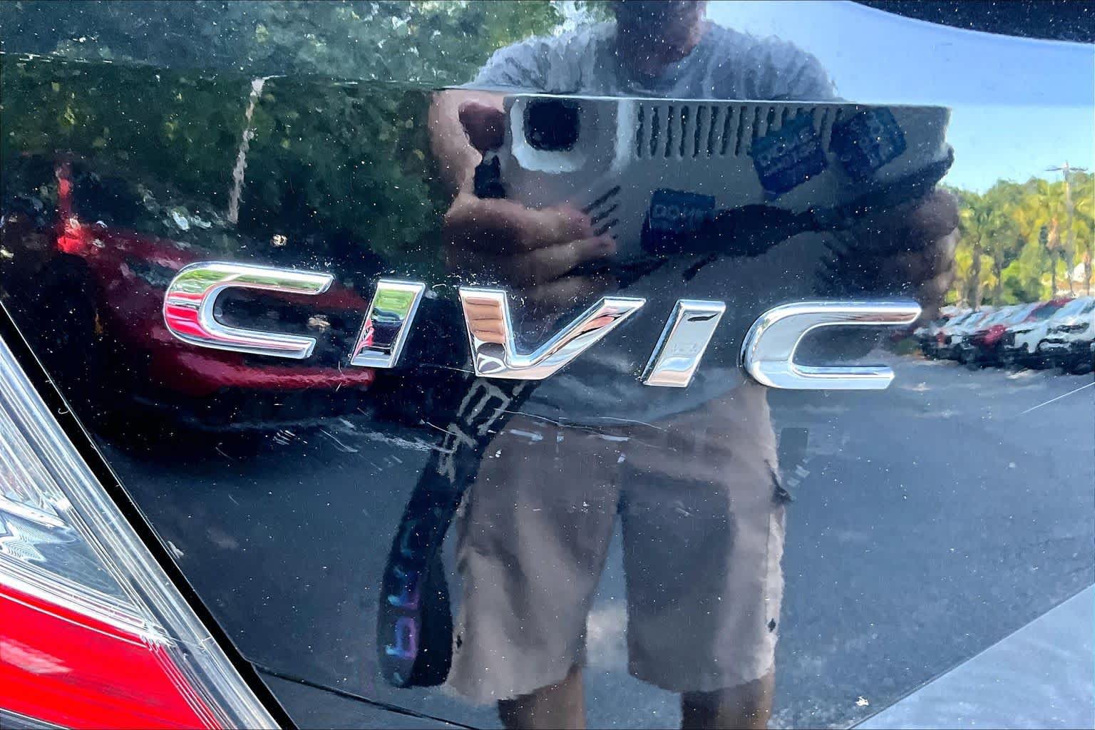 Certified 2018 Honda Civic EX-L image 10