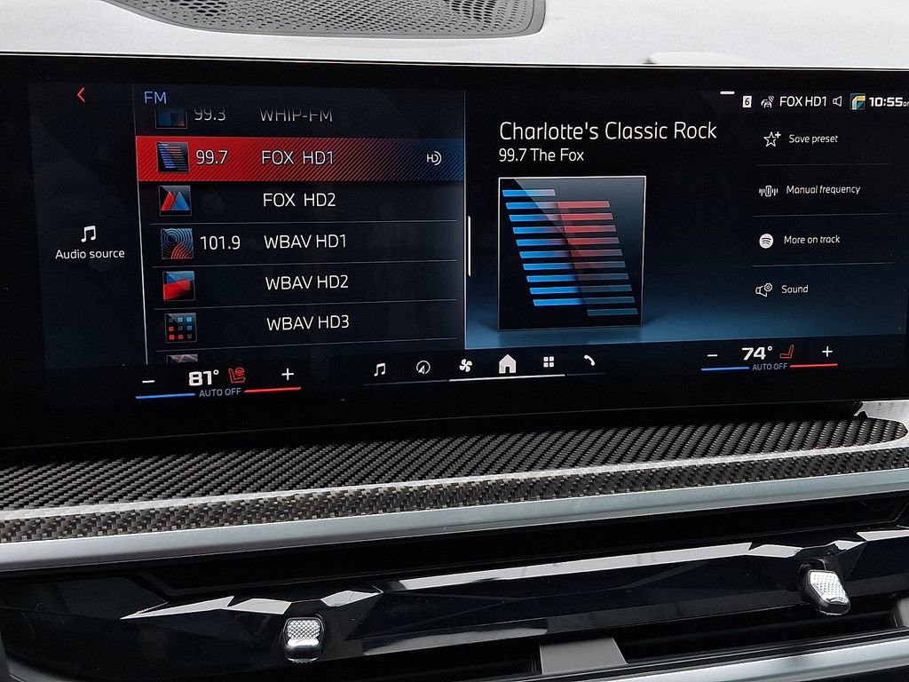 Used 2025 BMW X5 M60i w/ Climate Comfort Package image 18