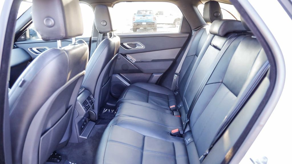 Used 2024 Land Rover Range Rover Velar Dynamic SE image 23
