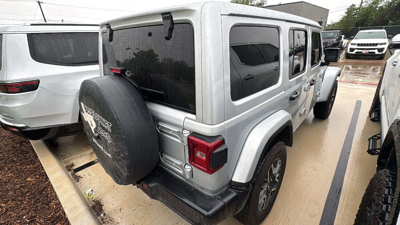 Used 2024 Jeep Wrangler Sahara w/ Technology Group image 4