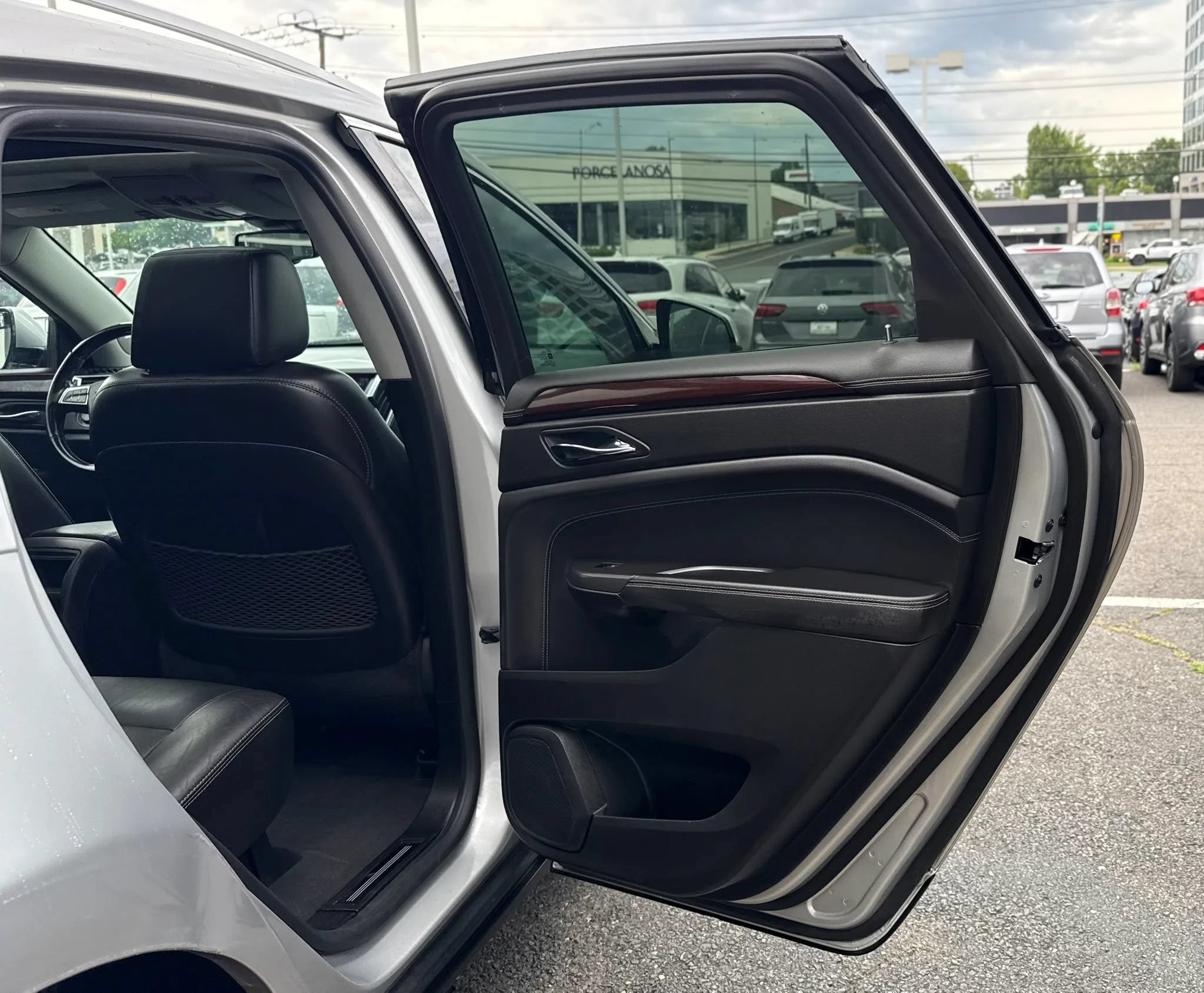 Used 2012 Cadillac SRX Luxury AWD/4WD image 33