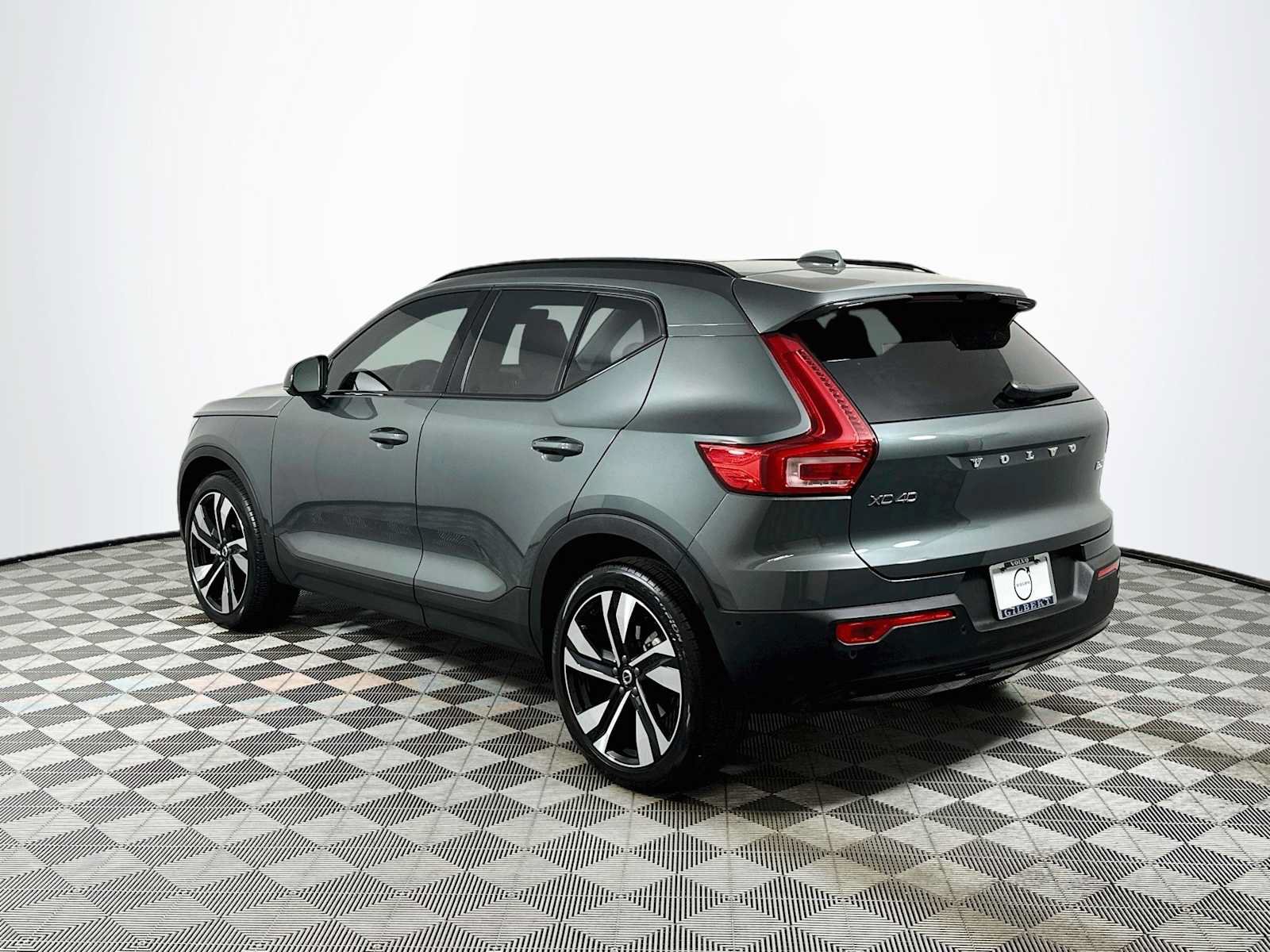 Used 2026 Volvo XC40 B5 Ultra w/ Climate Package AWD/4WD image 5