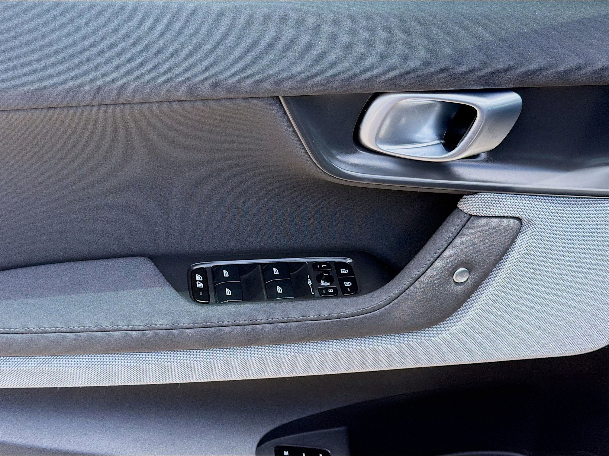Used 2022 Polestar Polestar 2 FWD image 17